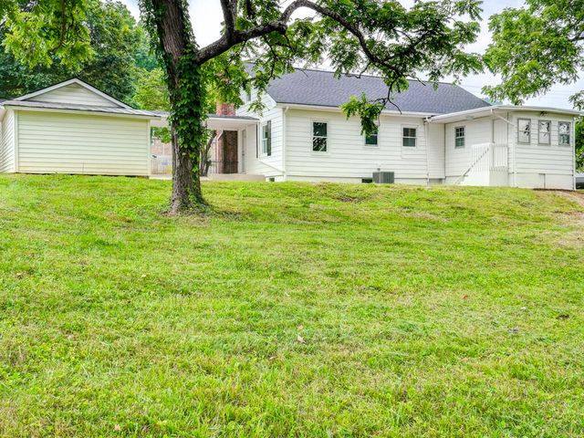 1488 Southside Road, Elizabethton, TN 37643