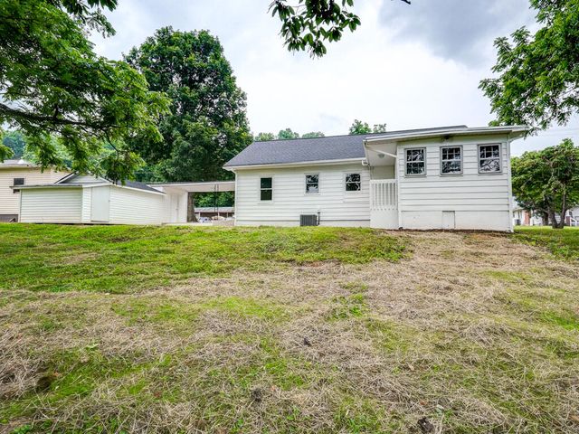 1488 Southside Road, Elizabethton, TN 37643