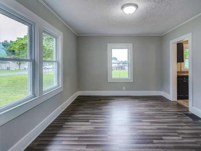 1488 Southside Road, Elizabethton, TN 37643