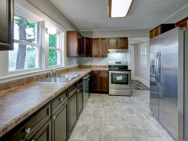 1488 Southside Road, Elizabethton, TN 37643