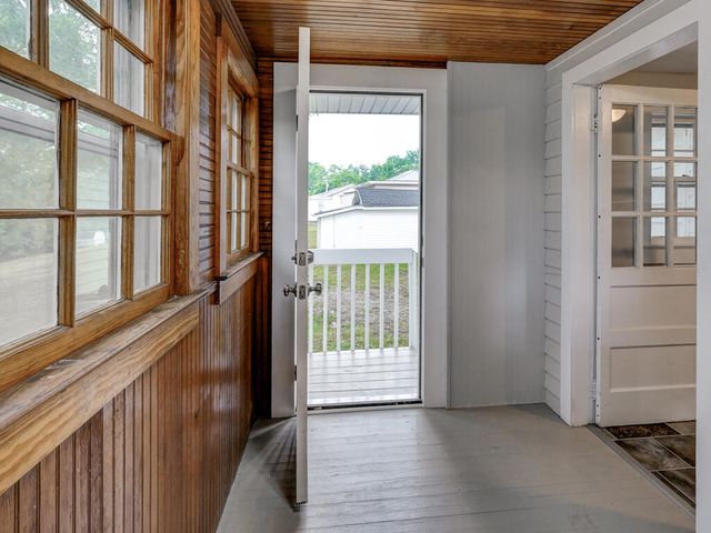 1488 Southside Road, Elizabethton, TN 37643