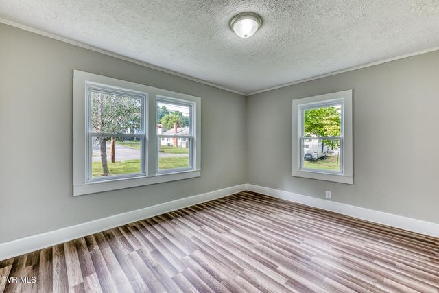 1488 Southside Road, Elizabethton, TN 37643