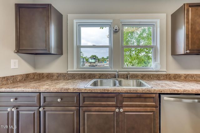 1488 Southside Road, Elizabethton, TN 37643