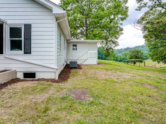 1488 Southside Road, Elizabethton, TN 37643