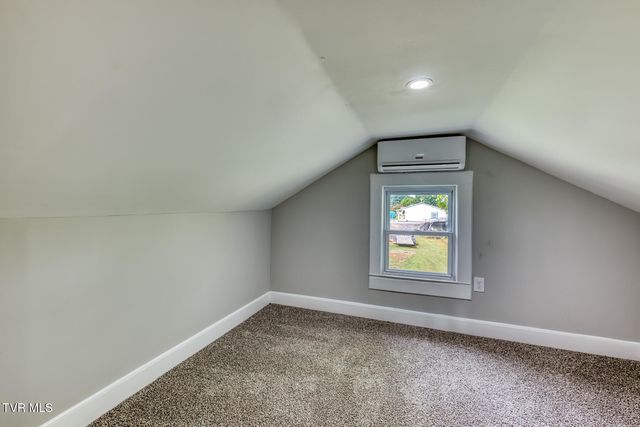 1488 Southside Road, Elizabethton, TN 37643