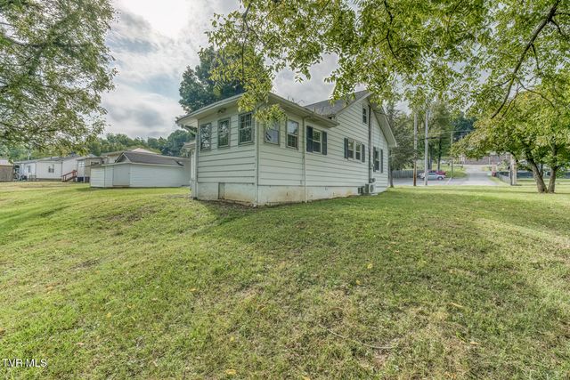 1488 Southside Road, Elizabethton, TN 37643