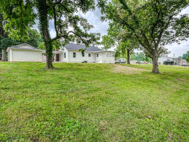 1488 Southside Road, Elizabethton, TN 37643