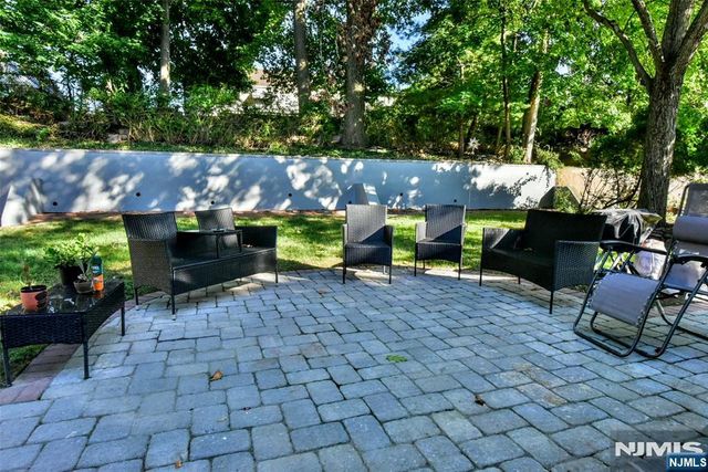 374 Leonard Drive, New Milford, NJ 07646