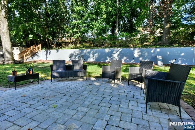 374 Leonard Drive, New Milford, NJ 07646