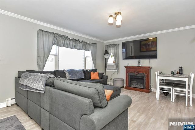 374 Leonard Drive, New Milford, NJ 07646