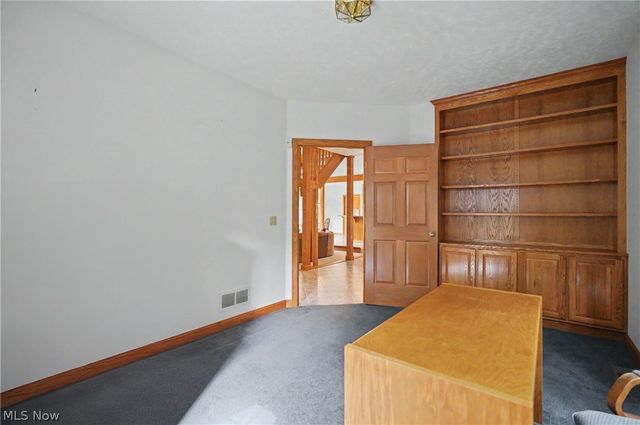 11440 Glenmora Drive, Chardon, OH 44024