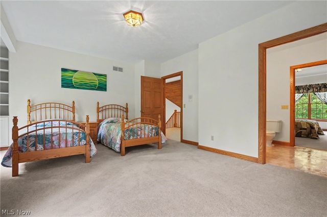 11440 Glenmora Drive, Chardon, OH 44024