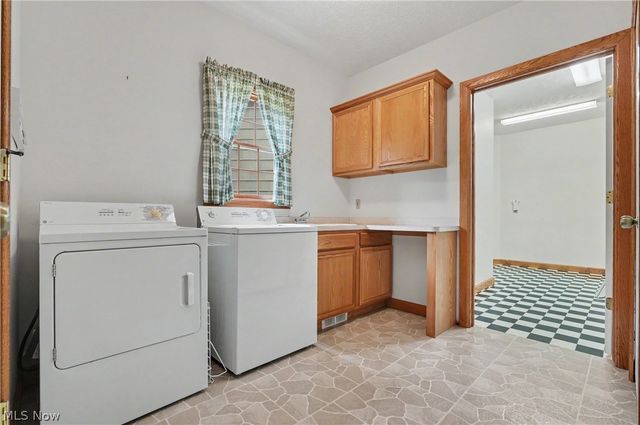 11440 Glenmora Drive, Chardon, OH 44024