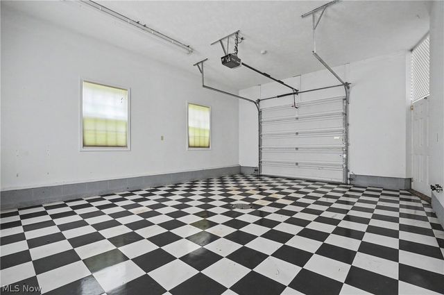 11440 Glenmora Drive, Chardon, OH 44024