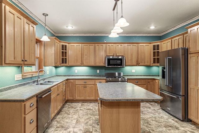 16102 120th Avenue, Chippewa Falls, WI 54729