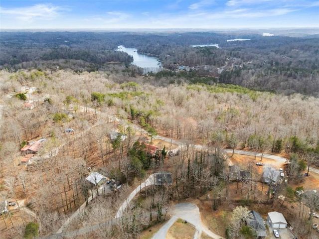 261 Silver Fox Drive, Dawsonville, GA 30534