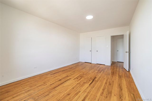 1040 Neilson Street 4F, Far Rockaway, NY 11691