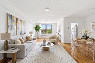 1040 Neilson Street 4F, Far Rockaway, NY 11691