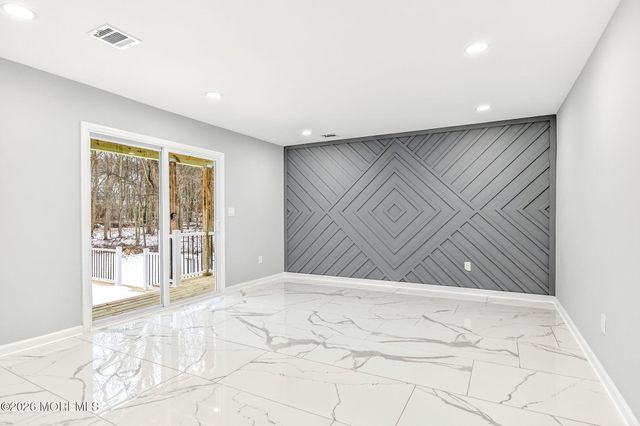 6 Storer Court, Morganville, NJ 07751