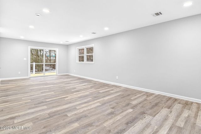 6 Storer Court, Morganville, NJ 07751