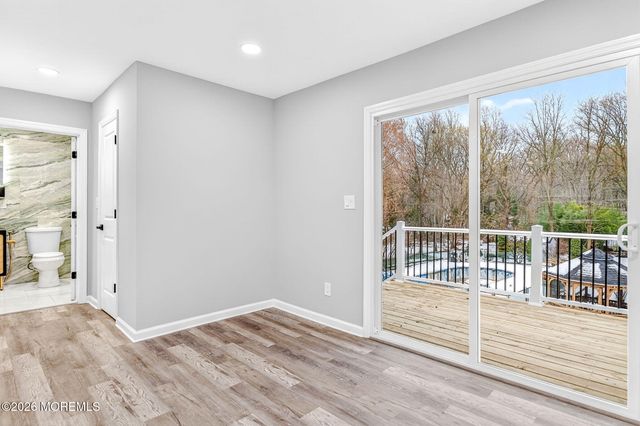 6 Storer Court, Morganville, NJ 07751