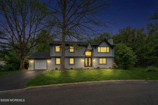 6 Storer Court, Morganville, NJ 07751