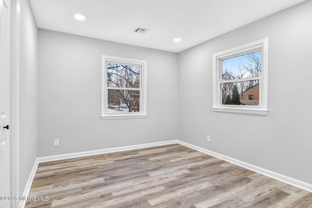 6 Storer Court, Morganville, NJ 07751