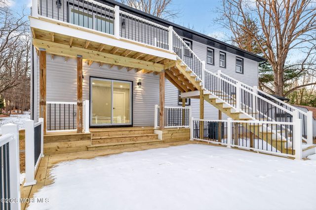 6 Storer Court, Morganville, NJ 07751