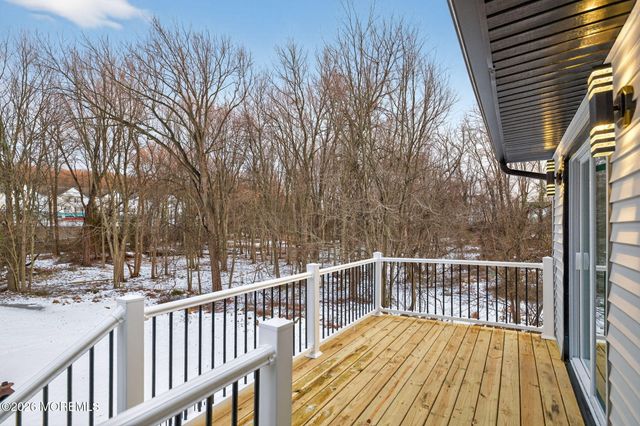 6 Storer Court, Morganville, NJ 07751