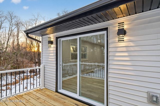 6 Storer Court, Morganville, NJ 07751