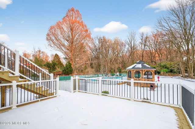 6 Storer Court, Morganville, NJ 07751