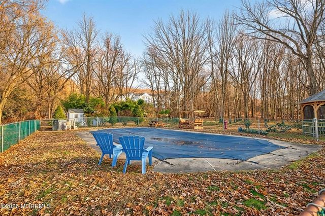 6 Storer Court, Morganville, NJ 07751
