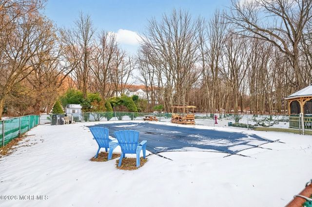 6 Storer Court, Morganville, NJ 07751