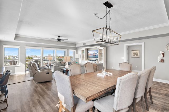 725 Gulf Shore Drive UNIT 201B, Destin, FL 32541