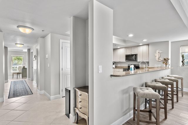 725 Gulf Shore Drive UNIT 201B, Destin, FL 32541