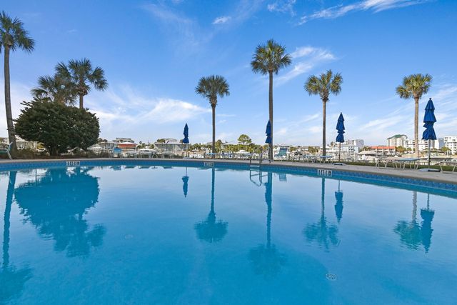 725 Gulf Shore Drive UNIT 201B, Destin, FL 32541
