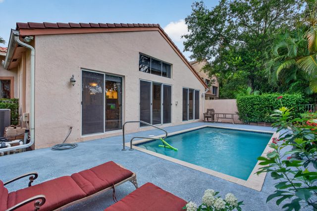 4889 N Classical Boulevard, Delray Beach, FL 33445