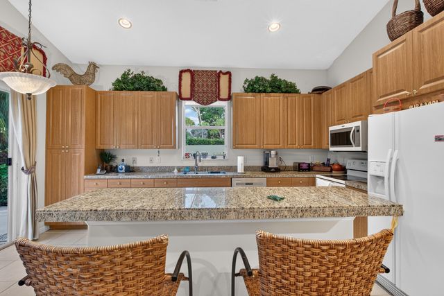 4889 N Classical Boulevard, Delray Beach, FL 33445