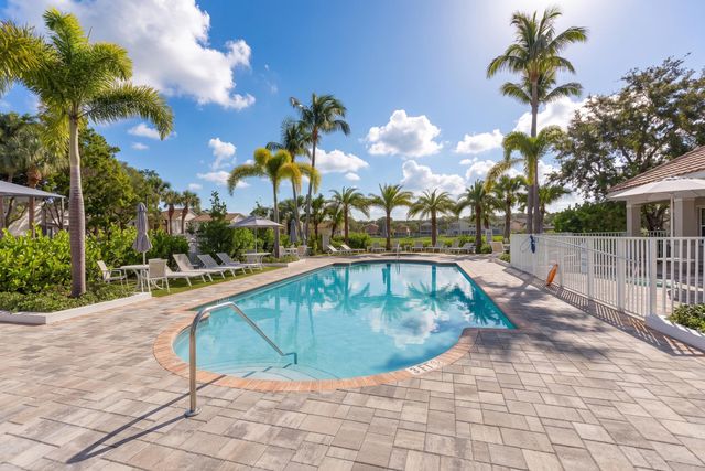 4889 N Classical Boulevard, Delray Beach, FL 33445