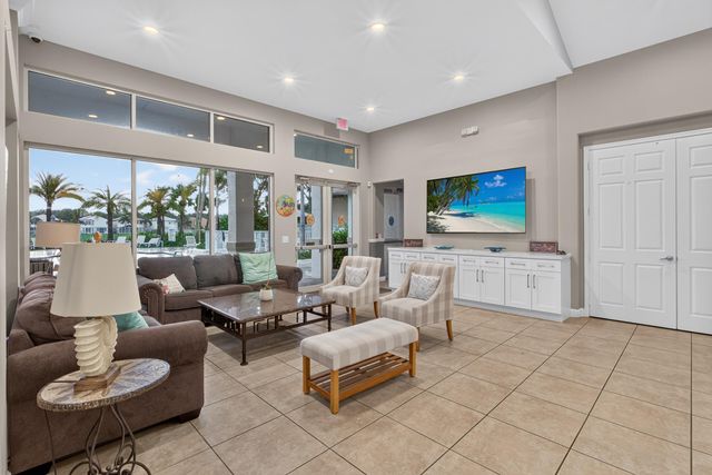4889 N Classical Boulevard, Delray Beach, FL 33445