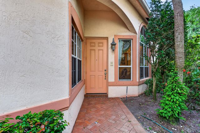 4889 N Classical Boulevard, Delray Beach, FL 33445