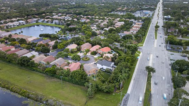4889 N Classical Boulevard, Delray Beach, FL 33445