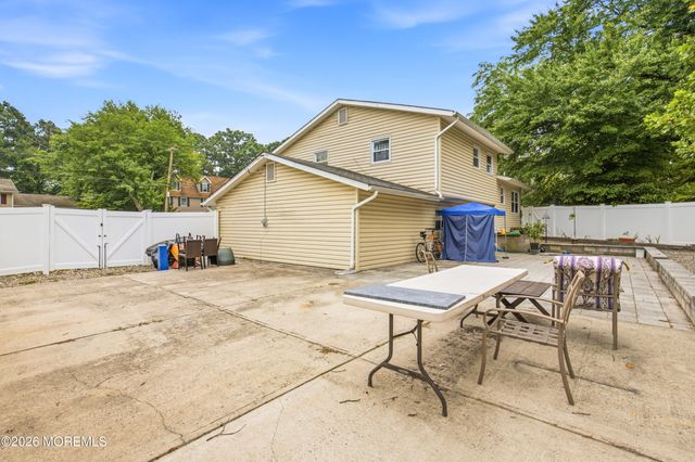 74 Citadel Drive, Jackson, NJ 08527