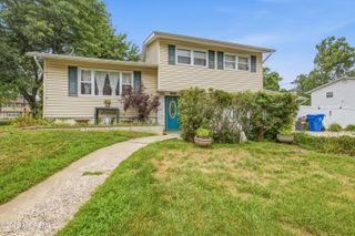 74 Citadel Drive, Jackson, NJ 08527