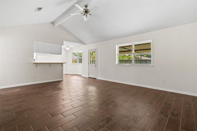 3930 Tumbleweed Lane, Baytown, TX 77521