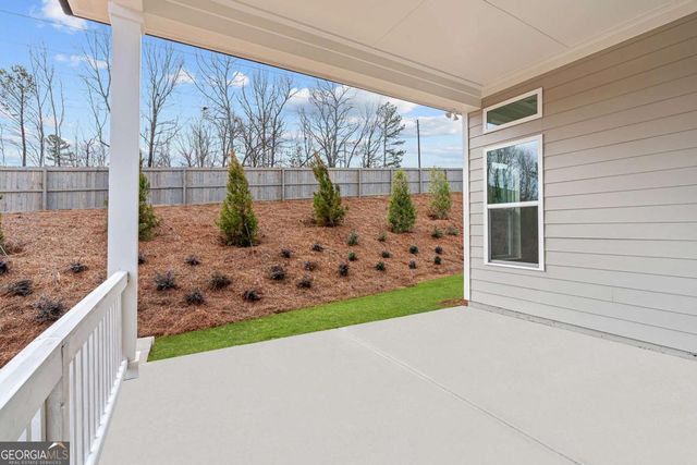 214 Strawberry Lane, Woodstock, GA 30189
