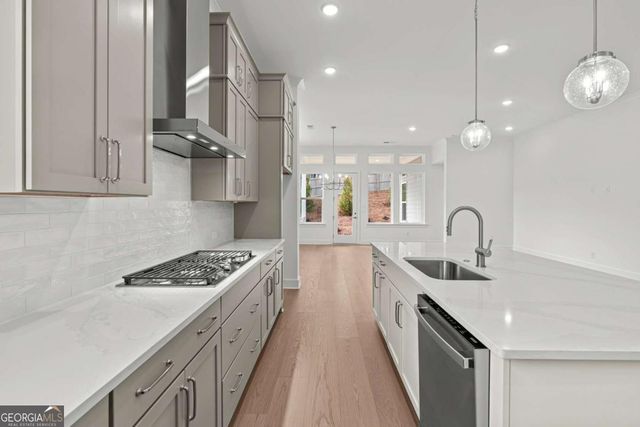 214 Strawberry Lane, Woodstock, GA 30189