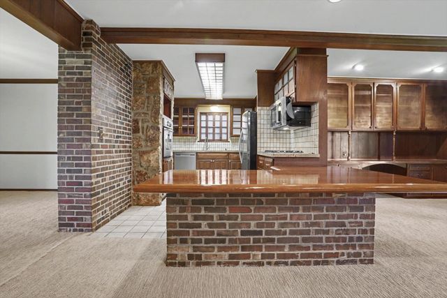 1713 E 60th Street, Tulsa, OK 74105