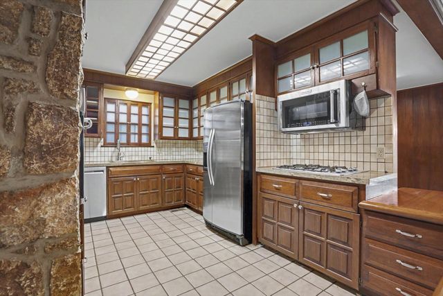 1713 E 60th Street, Tulsa, OK 74105