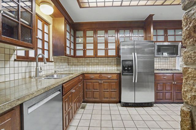 1713 E 60th Street, Tulsa, OK 74105